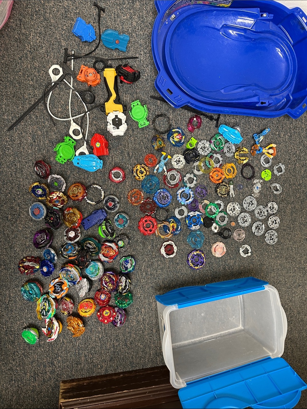 Beyblades lot